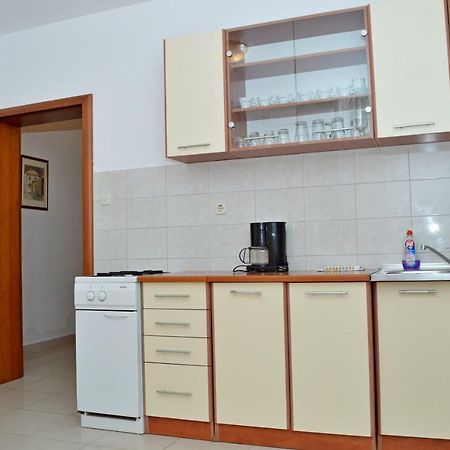 Apartments Macak Novalja Extérieur photo