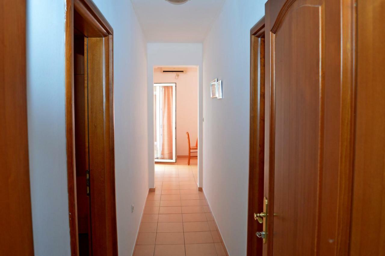 Apartments Macak Novalja Extérieur photo