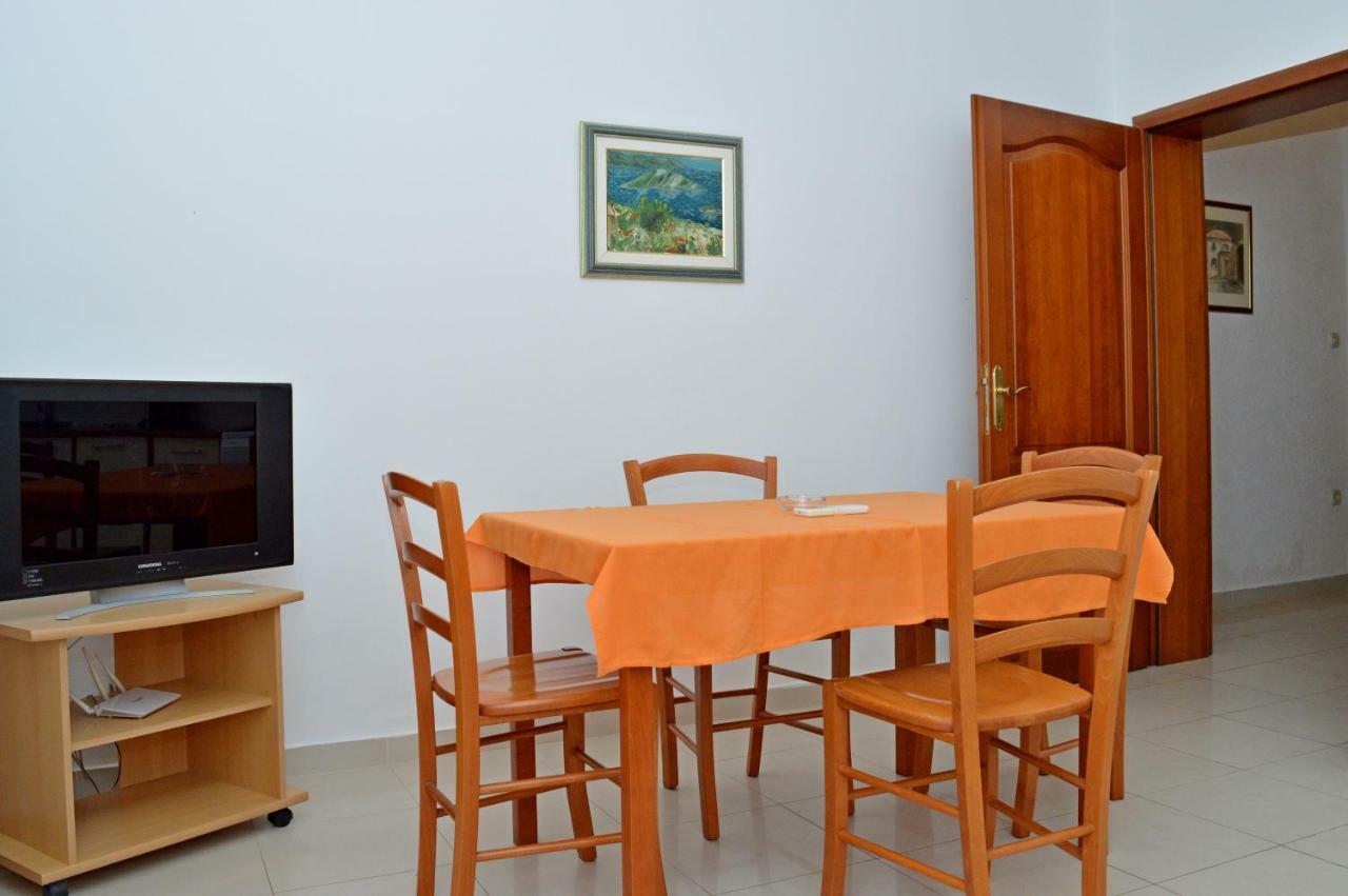 Apartments Macak Novalja Extérieur photo